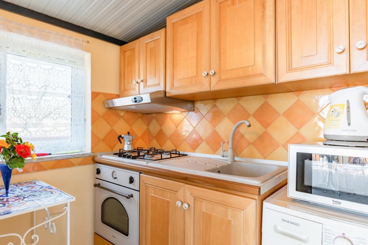 Giardini Naxos Apartment With Terrace Near The Sea 외부 사진