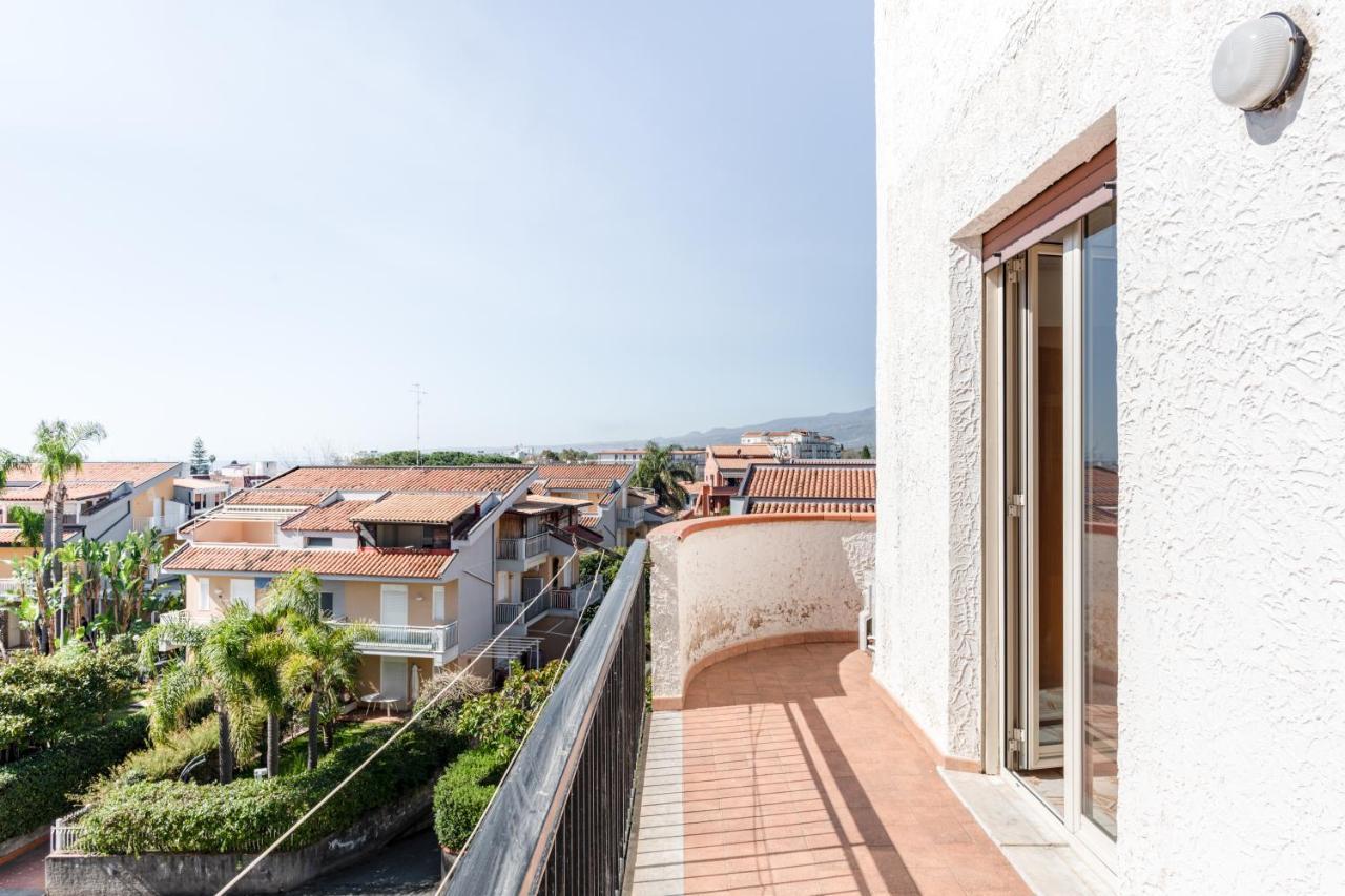 Giardini Naxos Apartment With Terrace Near The Sea 외부 사진